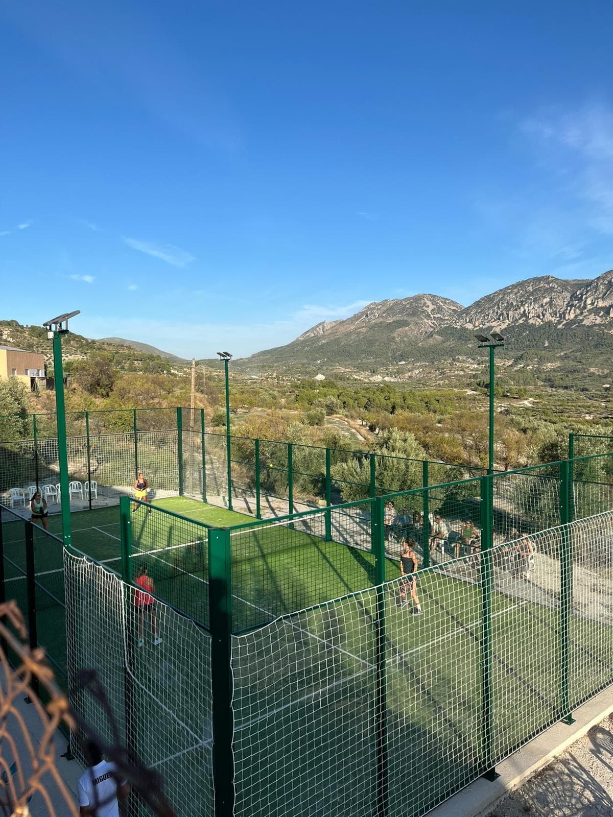 Partido de pádel en Pàdel Poble